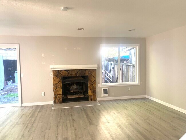 Foto del edificio - 405 122nd St SW