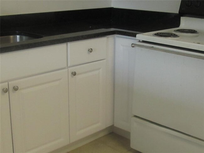 Building Photo - 603 Roberts Bay Dr