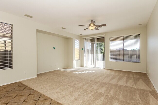 Foto del edificio - 2621 W Medinah Way