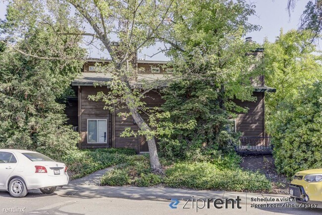 Building Photo - 3 br, 2 bath Townhome - 1311 Drake Drive, ...