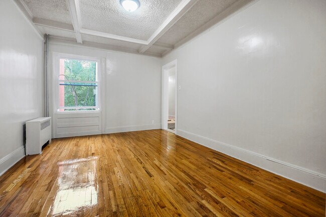 Living Room - 212 Kingston Ave