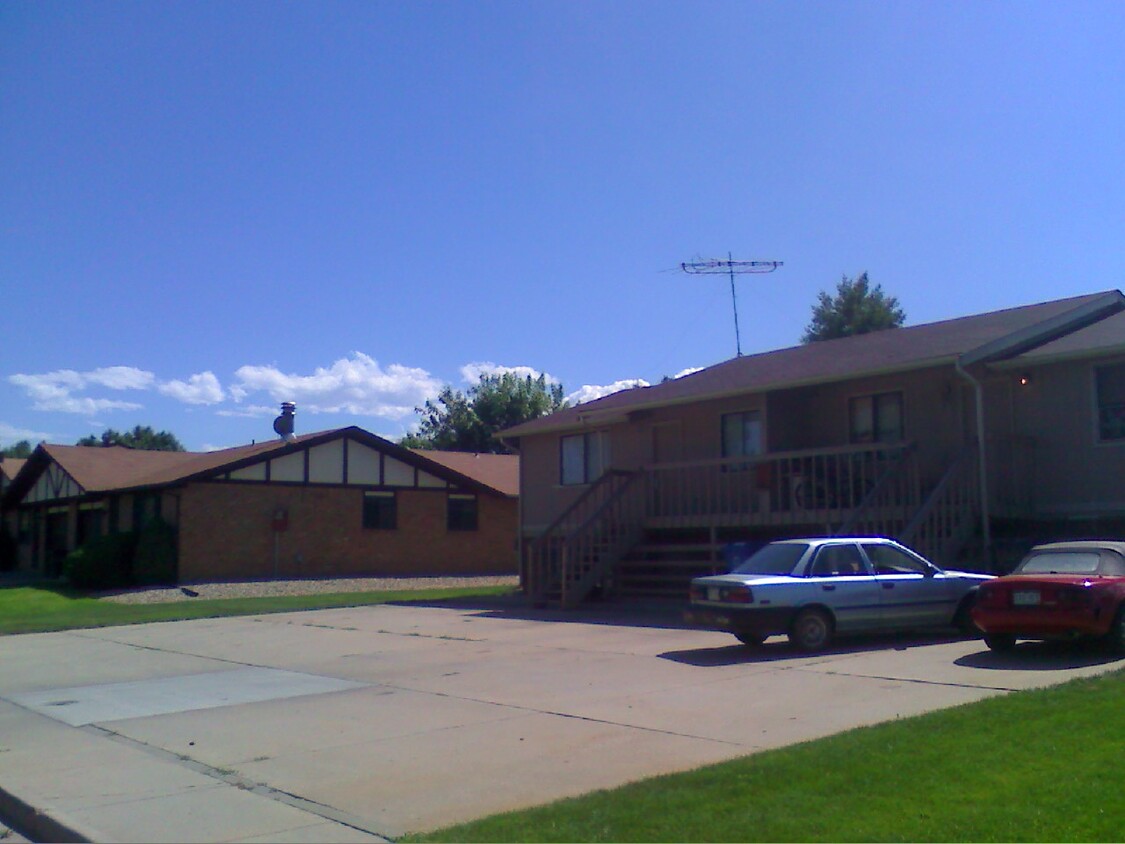 Primary Photo - 127 Glenda Dr