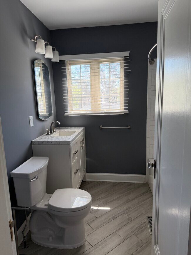 Foto del edificio - 81 W Weber Rd