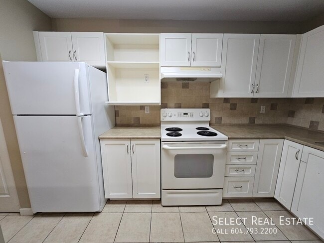 Building Photo - 2700 McCallum Rd