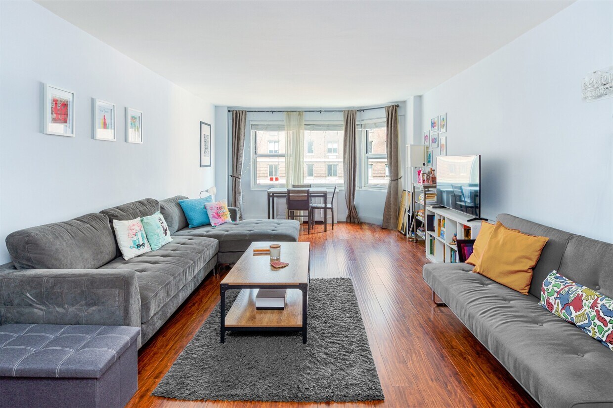 77 W 55th St New York, NY 10019 Alquileres en New York, NY