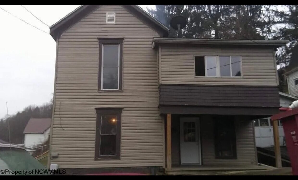 405 Adams St, Mannington, WV 26582 House Rental in Mannington, WV