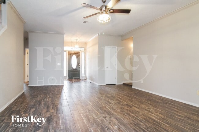 Foto del edificio - 1819 Chelsea Dr