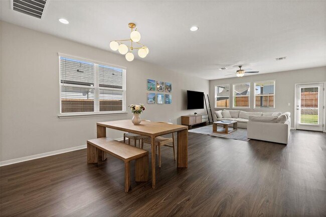 Building Photo - 9809 Eloquence Dr