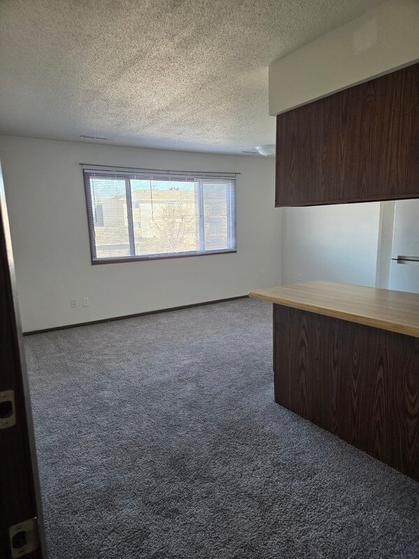 Foto del edificio - 980 Eisenhower Rd