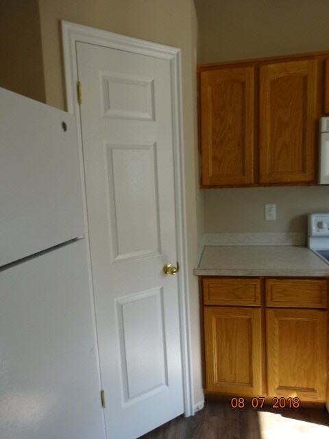 Foto del edificio - 1932 N 810 W