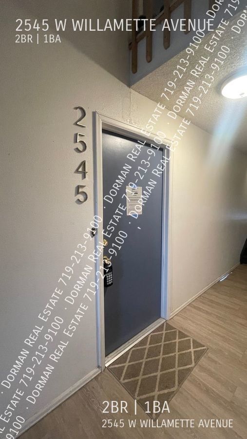 Foto del edificio - West Side Apartment