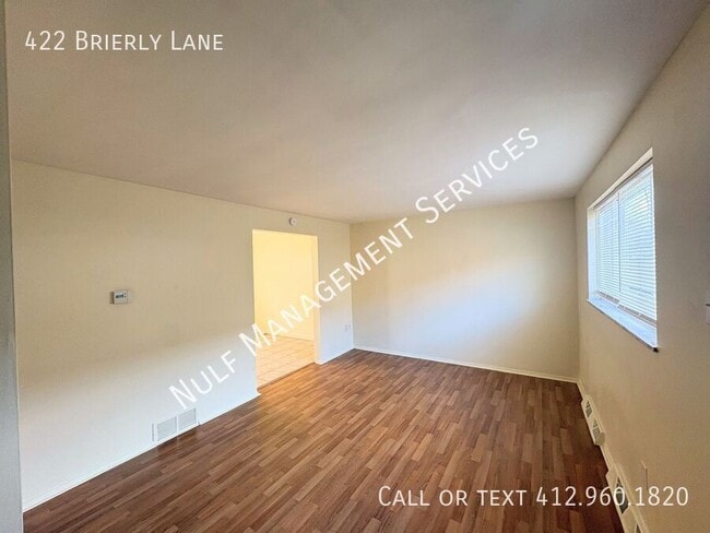 Building Photo - 422 Brierly Ln