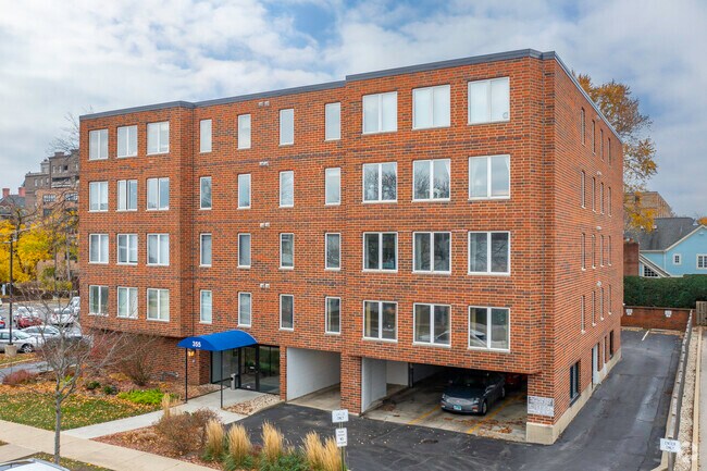 Foto del edificio - 355 W Miner St