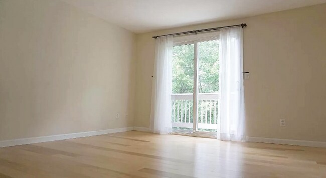 Foto del edificio - 15 Lordvale Blvd