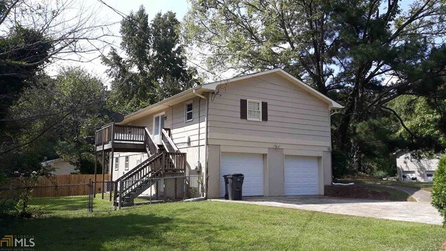Building Photo - 6236 Thornhedge Dr