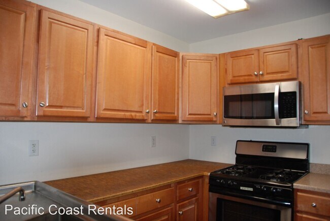Foto del edificio - 3 br, 1.5 bath House - 976 Courtyard Circle