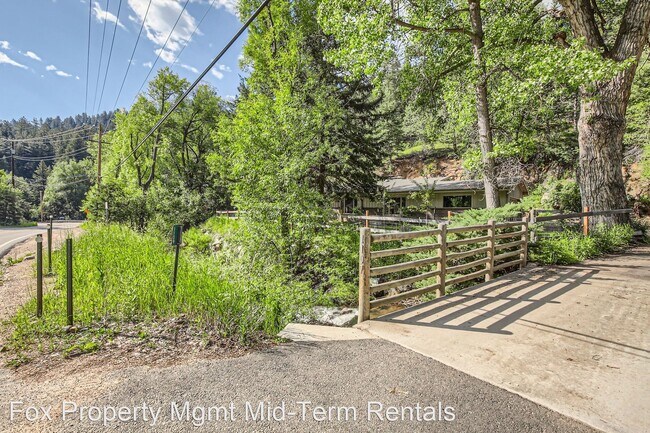 Building Photo - 3 br, 2 bath House - 1107 Fourmile Canyon Dr