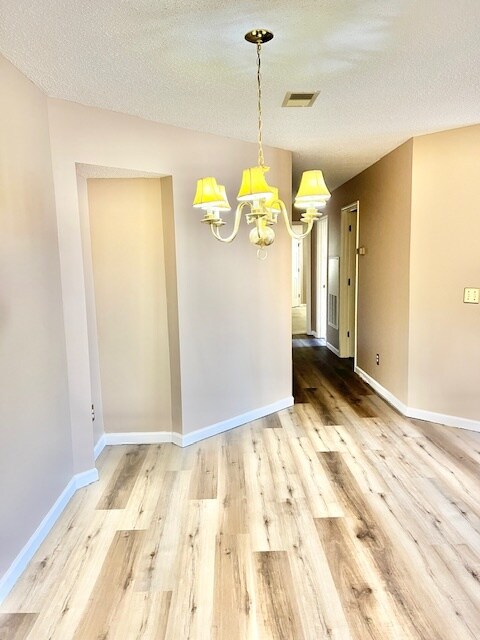 Foto del edificio - 2117 Sanderling Dr