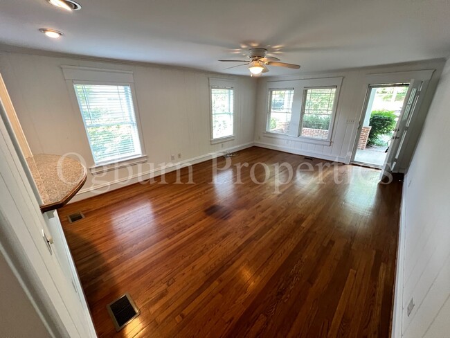 Foto del edificio - 603012- 1109-1111 WEST END BLVD