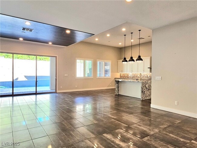 Building Photo - 12374 Skyracer Dr