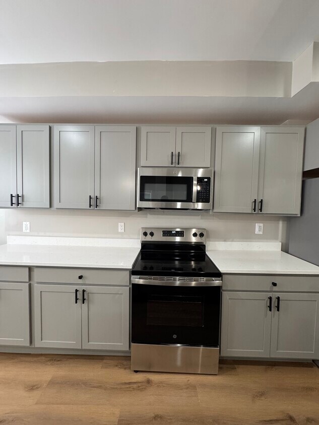 Foto principal - 2216 Whittier Ave