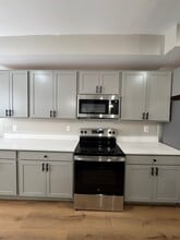 Building Photo - 2216 Whittier Ave