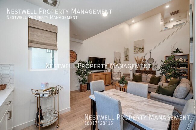 Foto del edificio - Inmaculate 3-bed Townhome in Daybreak