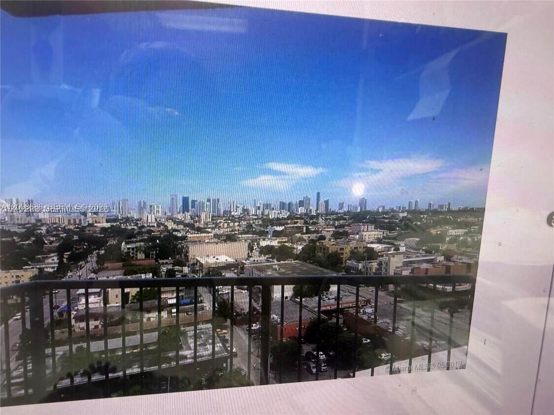 Foto del edificio - 1 Glen Royal Pkwy