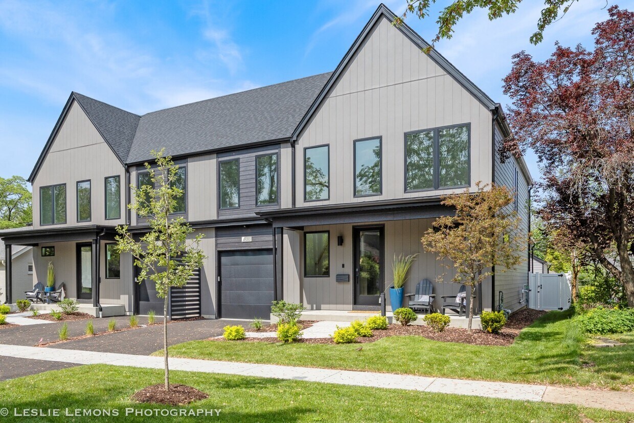 Foto principal - 831 N Ellsworth St