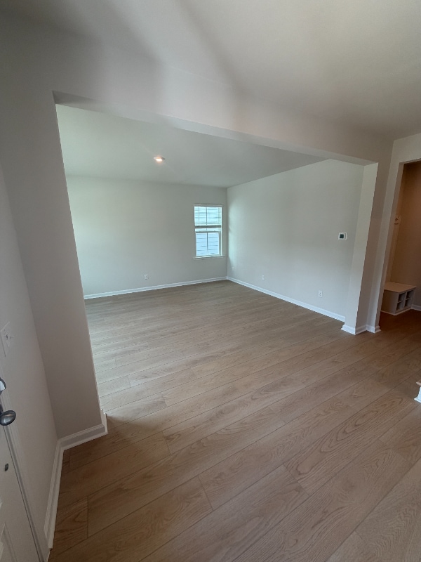 Building Photo - 1044 Zelkova Ln