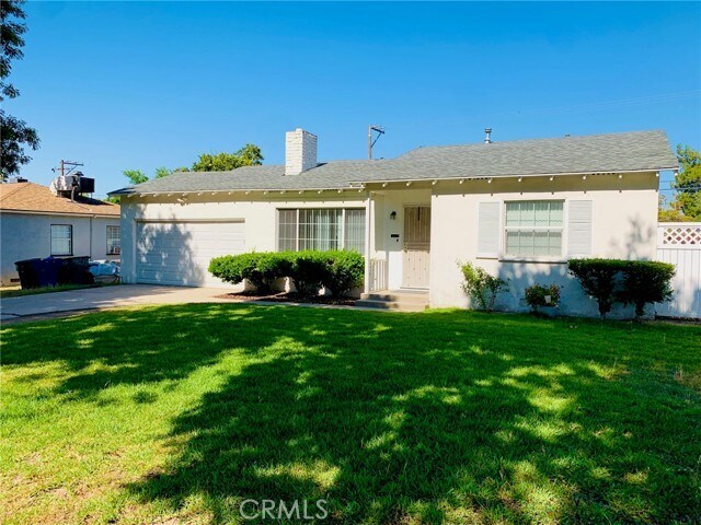 Foto del edificio - 4694 N Pershing Ave