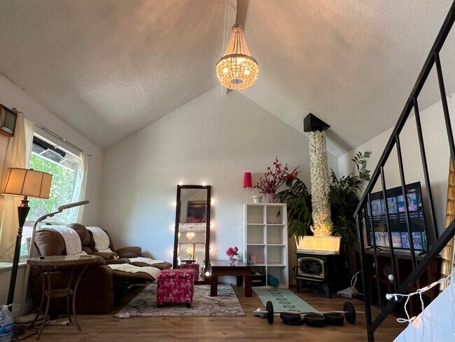 Foto del edificio - 4519 Buena Vista Dr