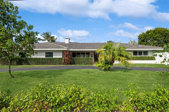 Foto del edificio - 2657 NE 26th St