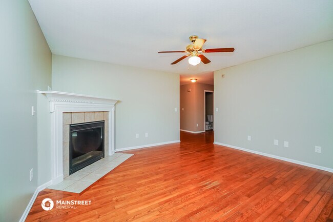 Foto del edificio - 1218 Idlewild Dr