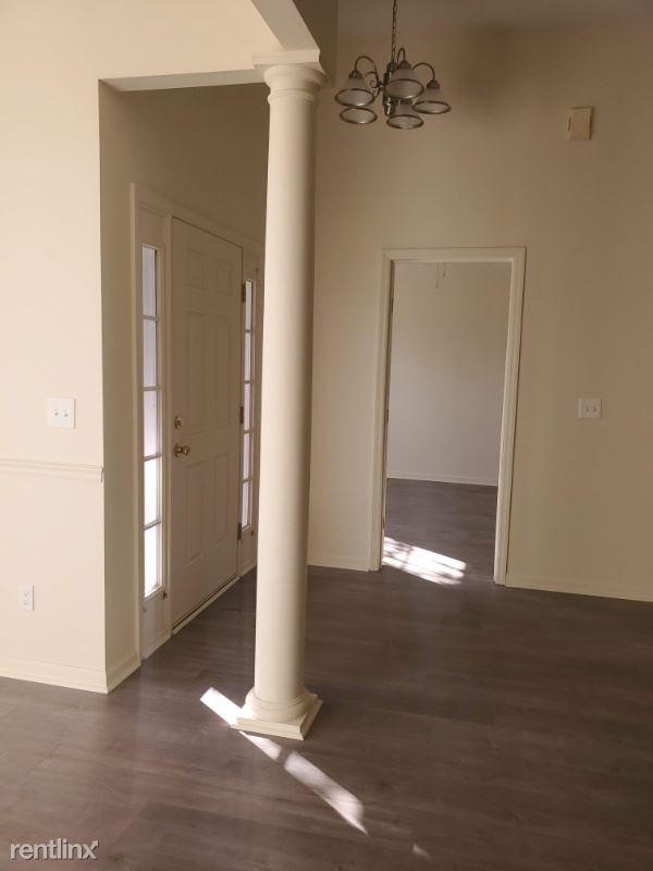 Foto del edificio - 3 br, 2 bath House - 304 Grandiflora Cir
