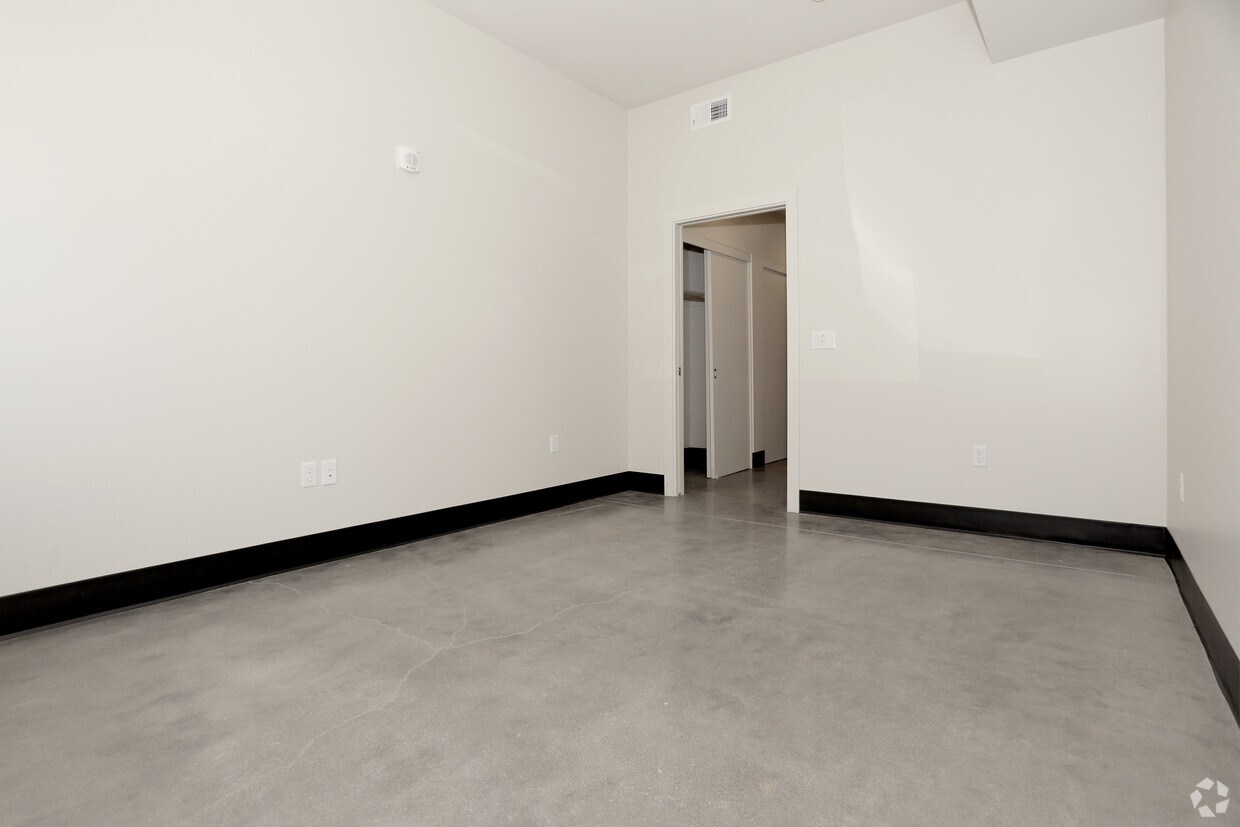 Residences on Farmer Apartments in Tempe, AZ