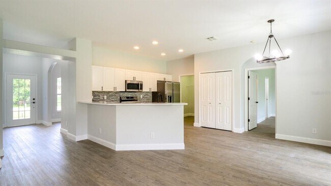 Building Photo - 1647 Squaw Ln