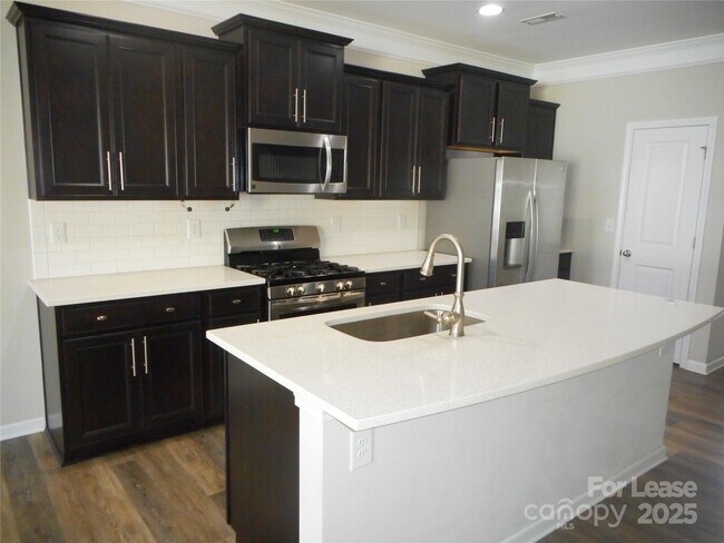 Foto del edificio - 13247 Savannah Point Dr
