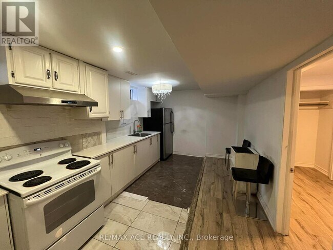 Photo du bâtiment - 161 Heale Ave