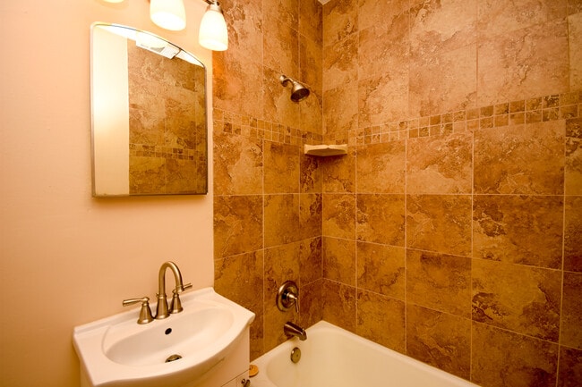 Bathroom - 2751 W 25th Ave