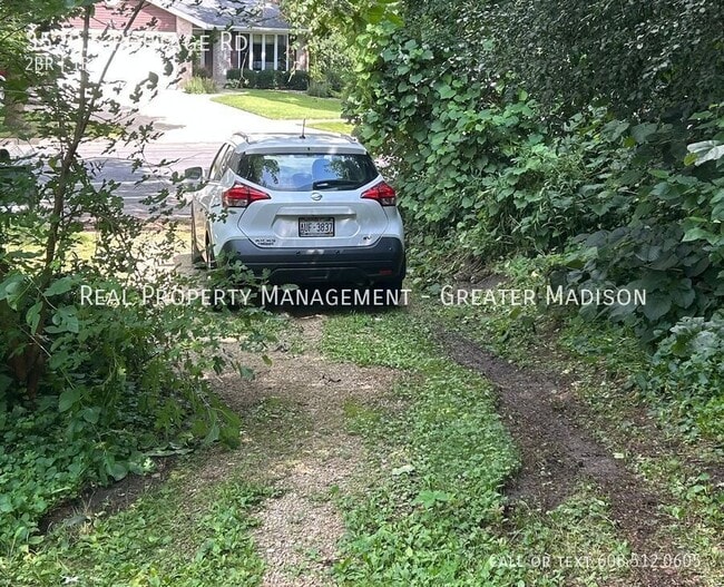 Foto del edificio - 3529.5 Portage Rd