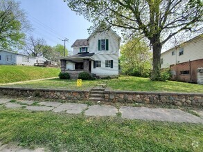 Building Photo - 410 N Branson St