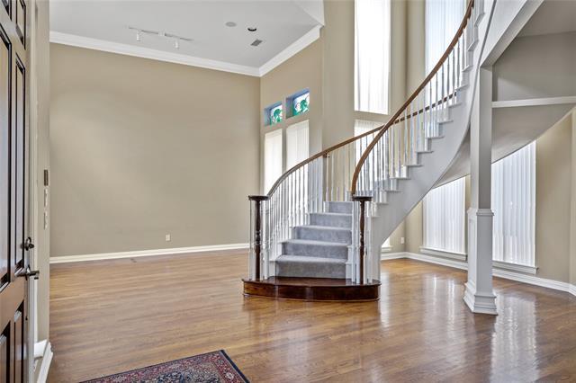 Building Photo - 3705 Country Oak Ct