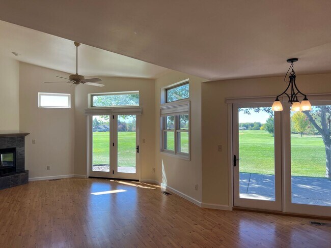 Building Photo - Located on Bridger Golf Course