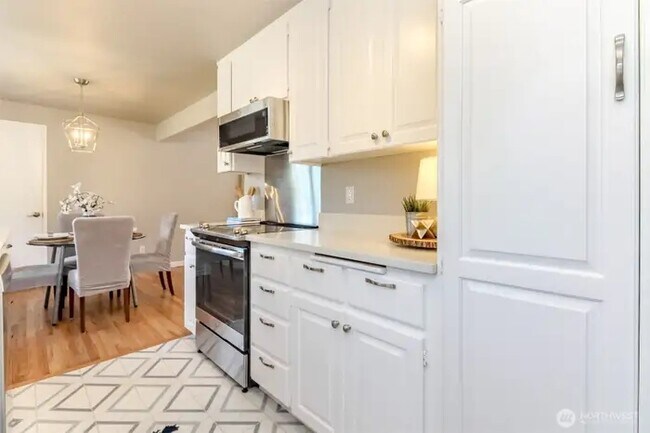 Foto del edificio - 30240 7th Ave S