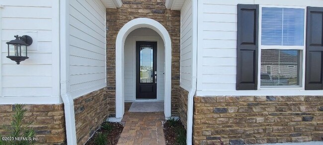 Foto del edificio - 206 Calliel Wy