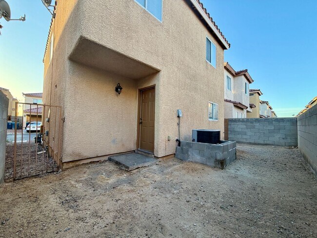Foto del edificio - 4 bedroom near Nellis AFB