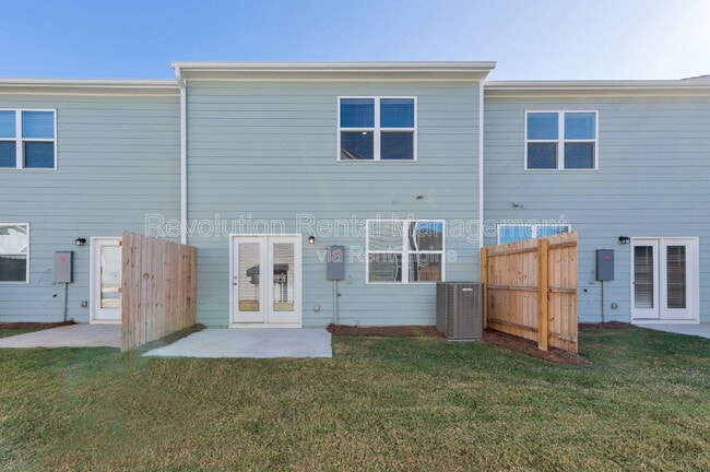 Building Photo - 205 Fenchurch Wy