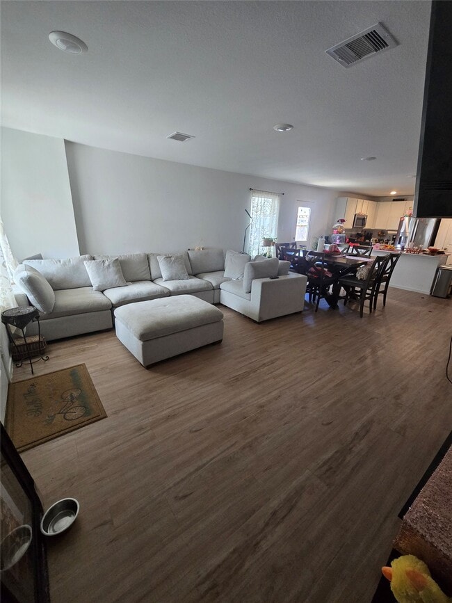Building Photo - 22559 Serviceberry Br Ct