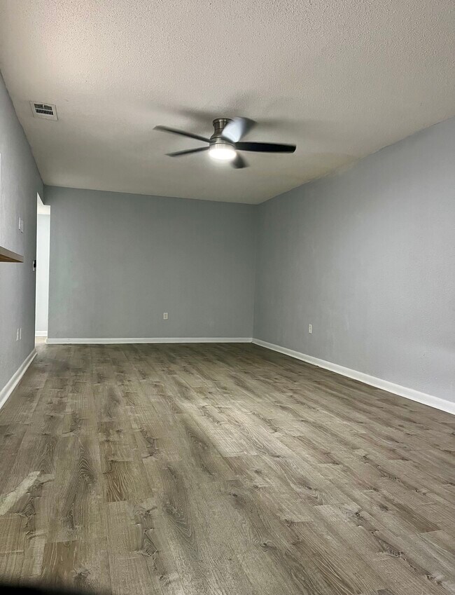 Foto del edificio - 501 SW 75th St